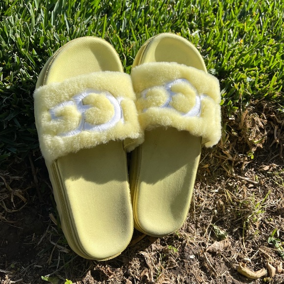 UGG🍁Laton Fur Logo Slippers women’s 9 - Picture 9 of 13